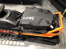 BRP       LinQ  SKI DOO ()